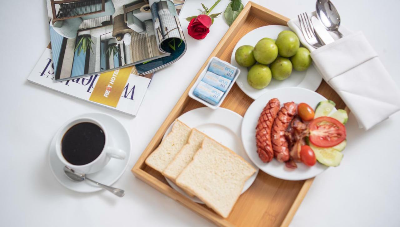 Rest Hotel & Apartment Дананг Екстериор снимка