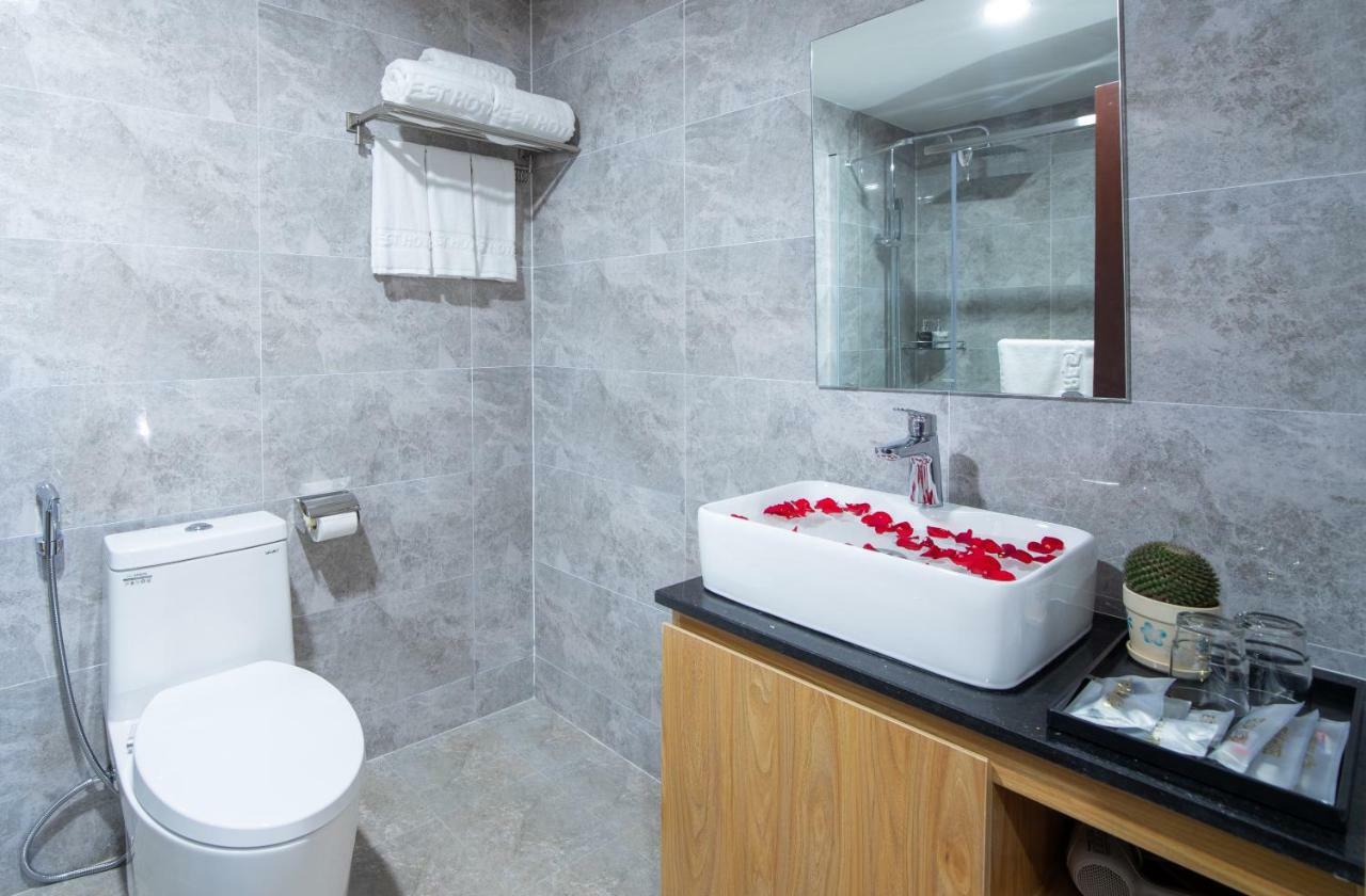 Rest Hotel & Apartment Дананг Екстериор снимка